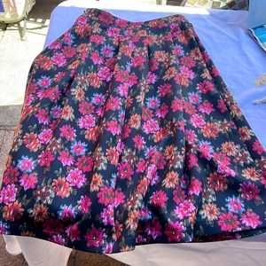 Nice abecrombie skirt